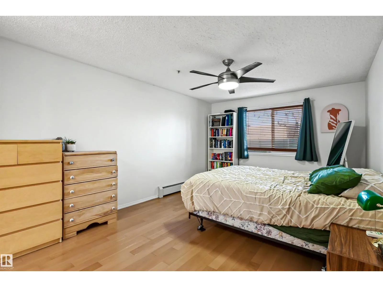 #109 10511 42 AV NW