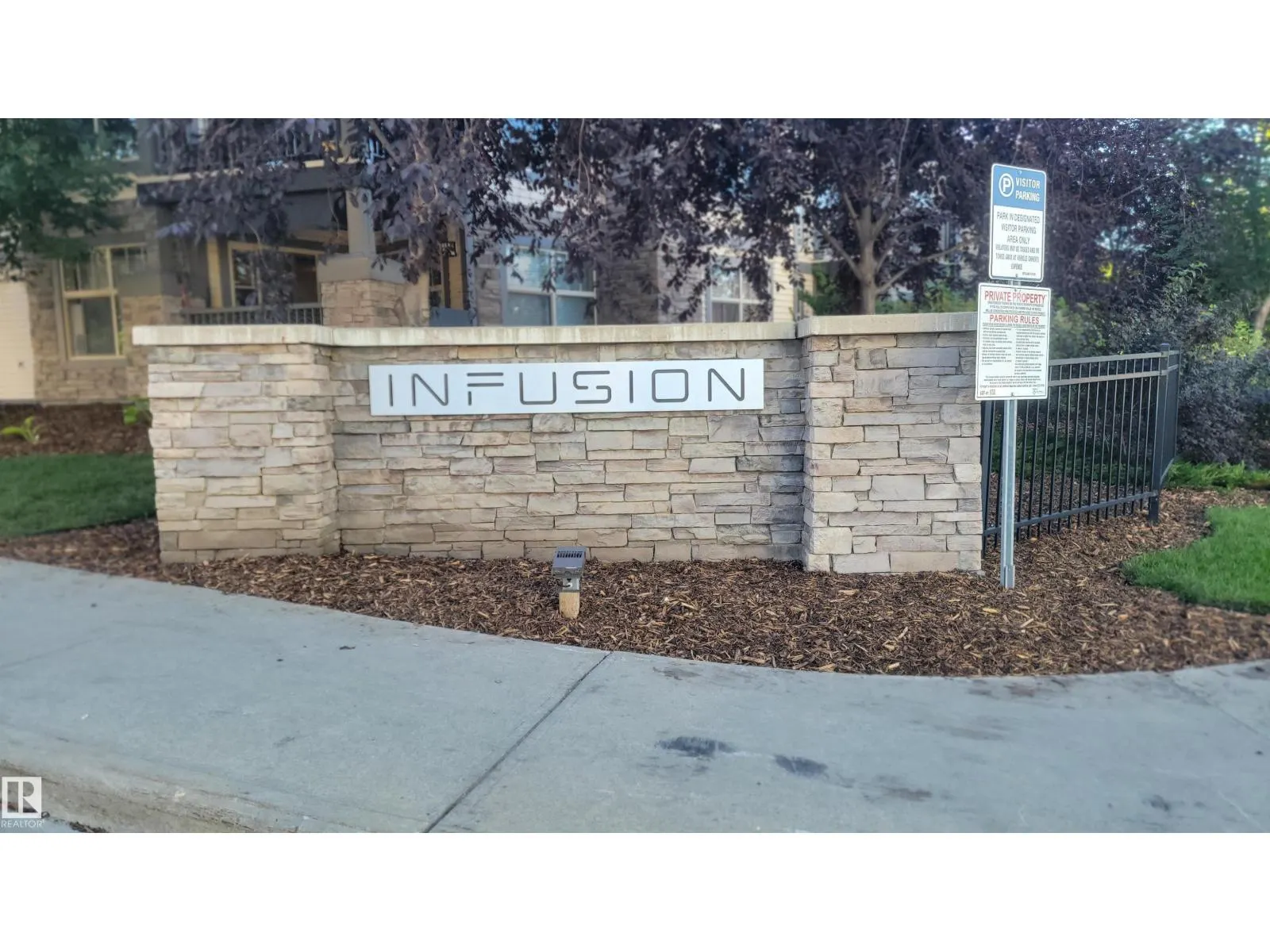 #108 103 AMBLESIDE DR SW