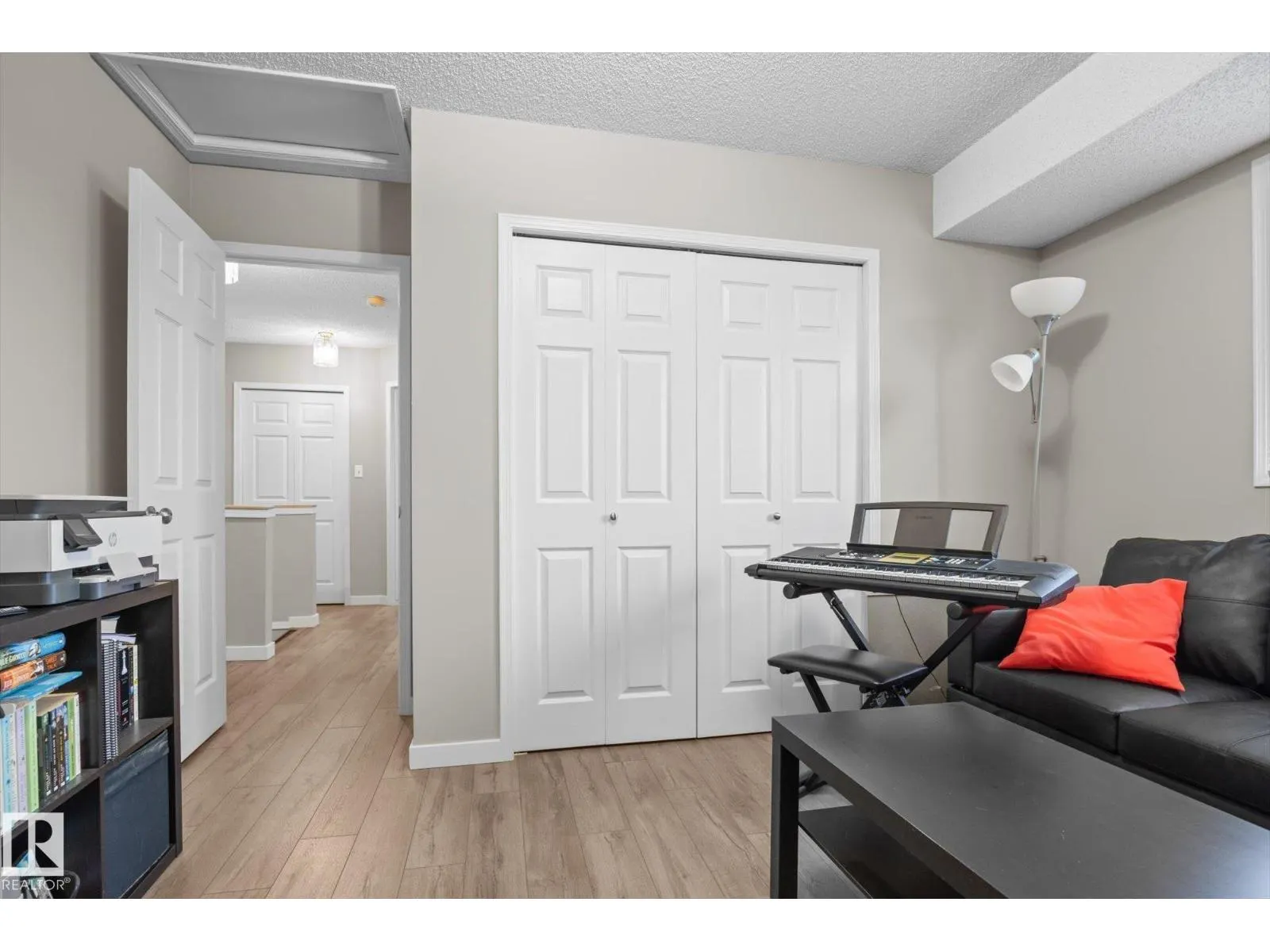 6178 157A AV NW