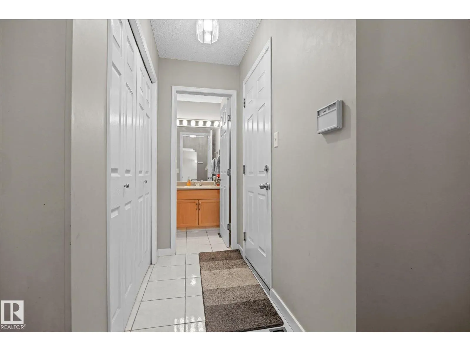6178 157A AV NW