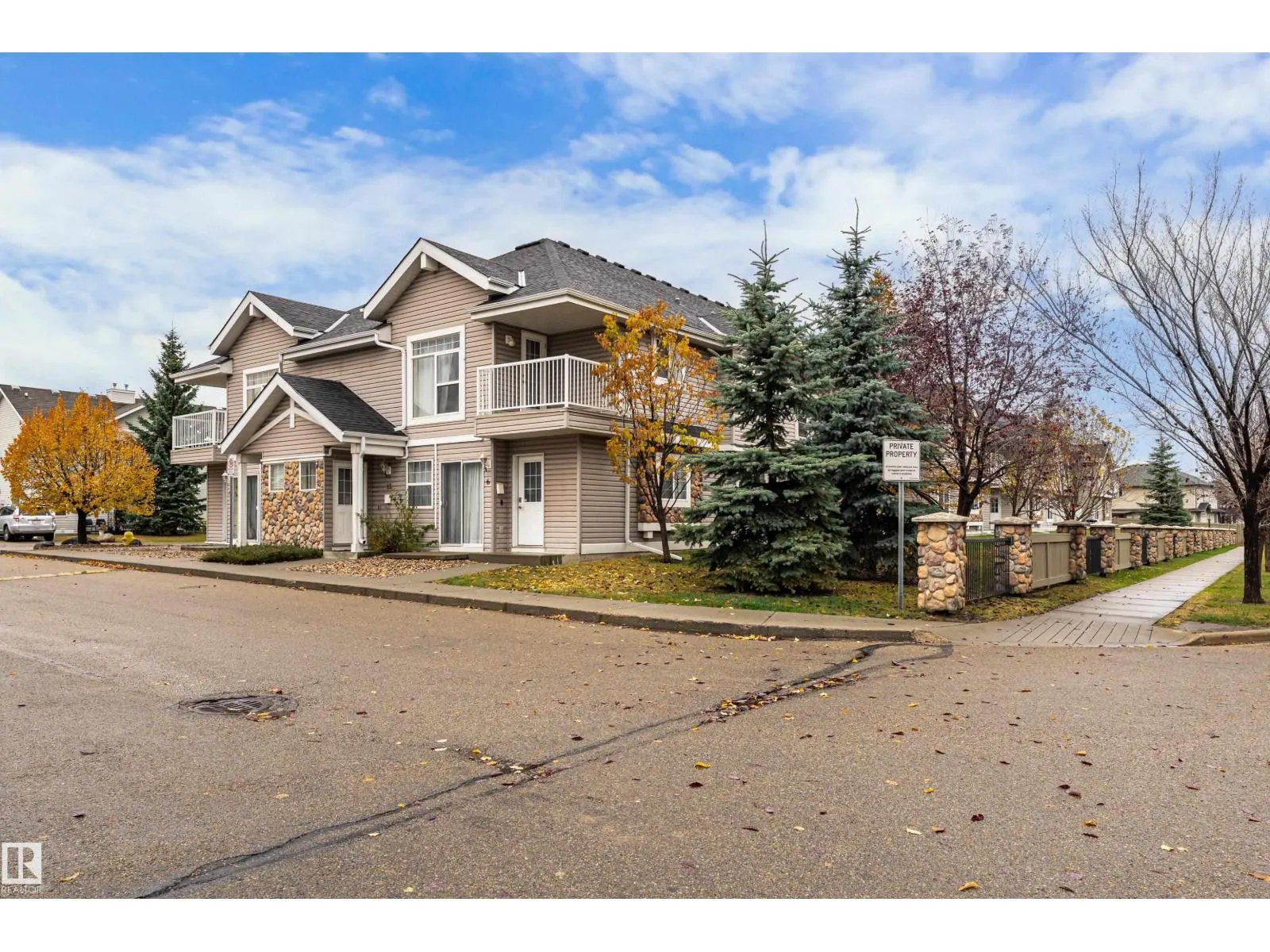 #5 150 Edwards DR SW SW