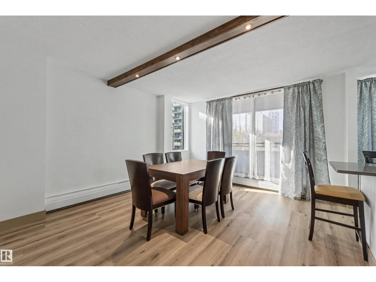 #301 10160 115 ST NW