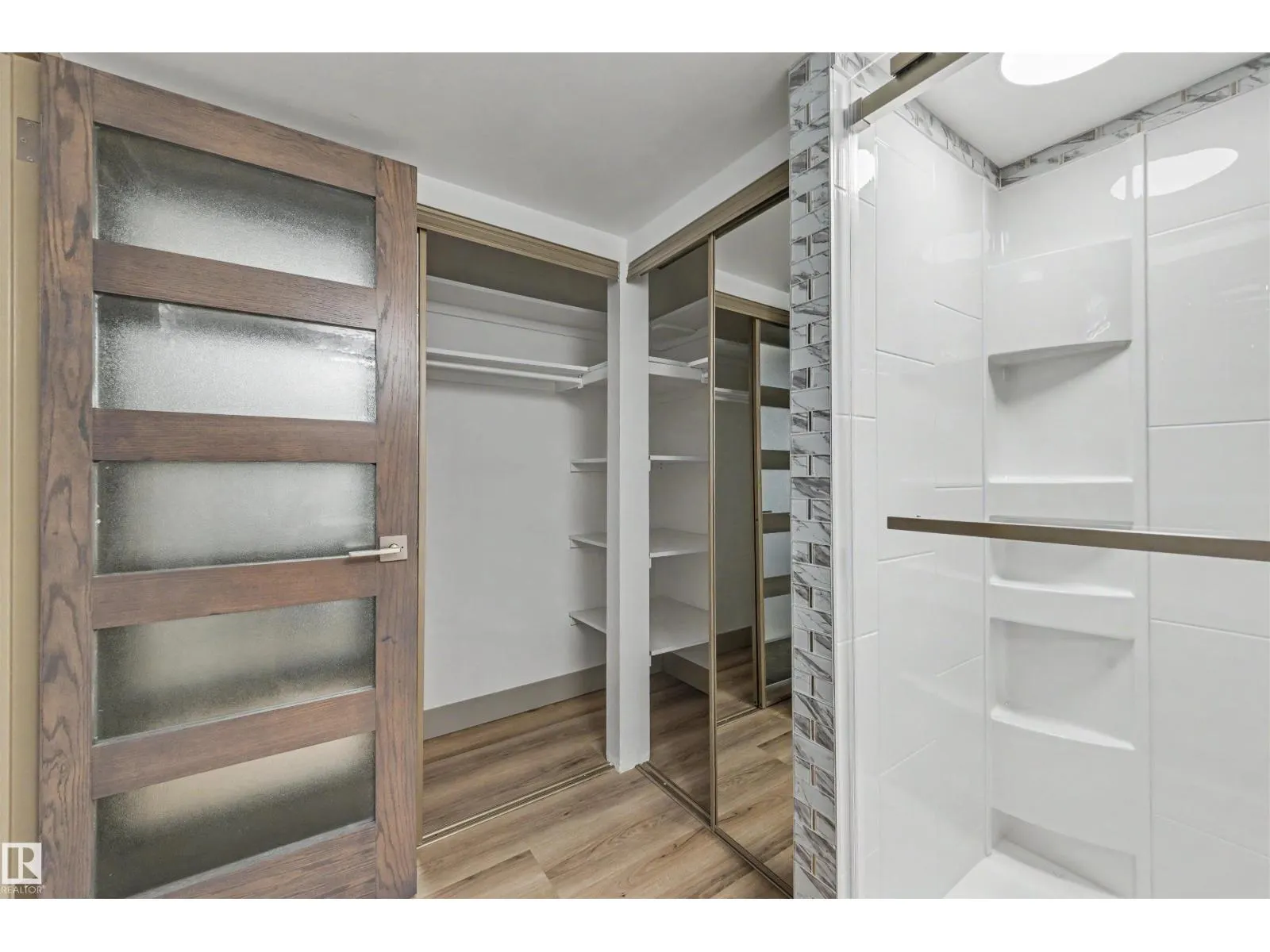 #301 10160 115 ST NW