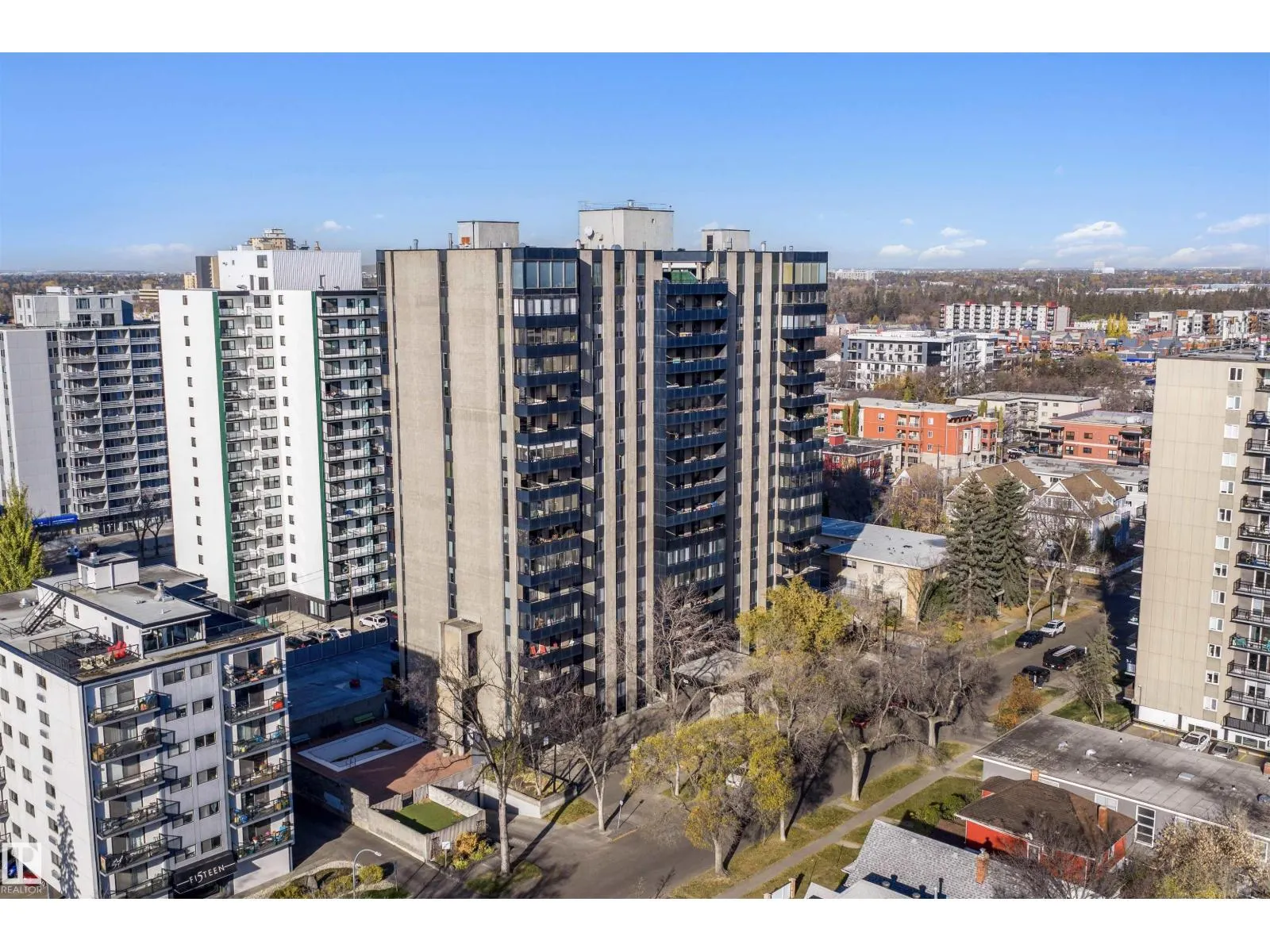 #301 10160 115 ST NW