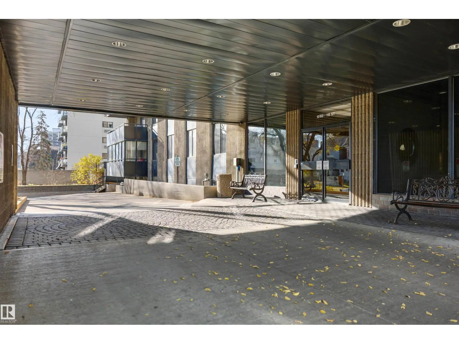 #301 10160 115 ST NW