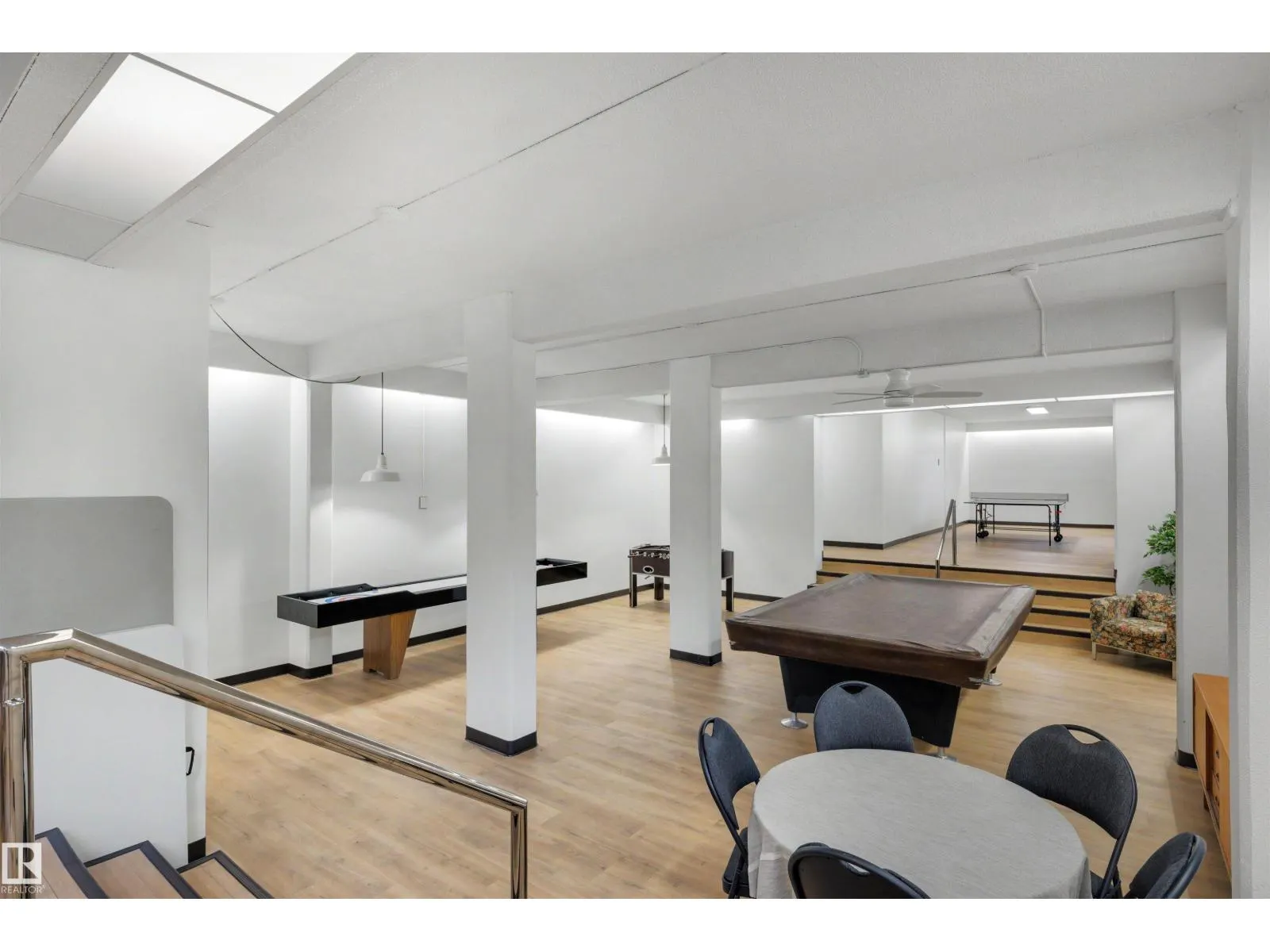 #301 10160 115 ST NW