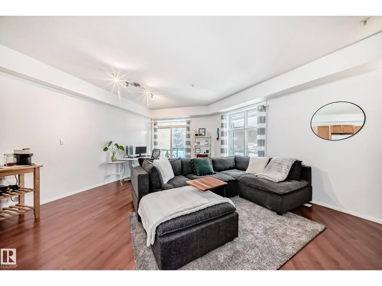 #223 10407 122 ST NW