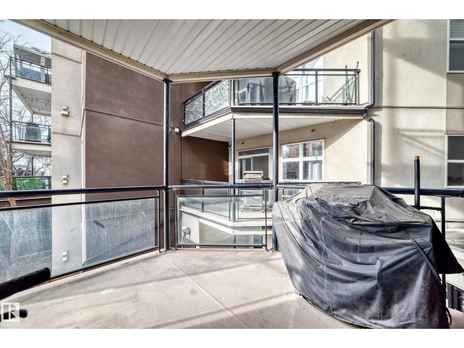 #223 10407 122 ST NW