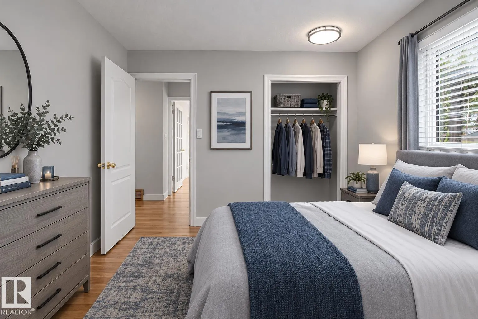 160 Mission AV