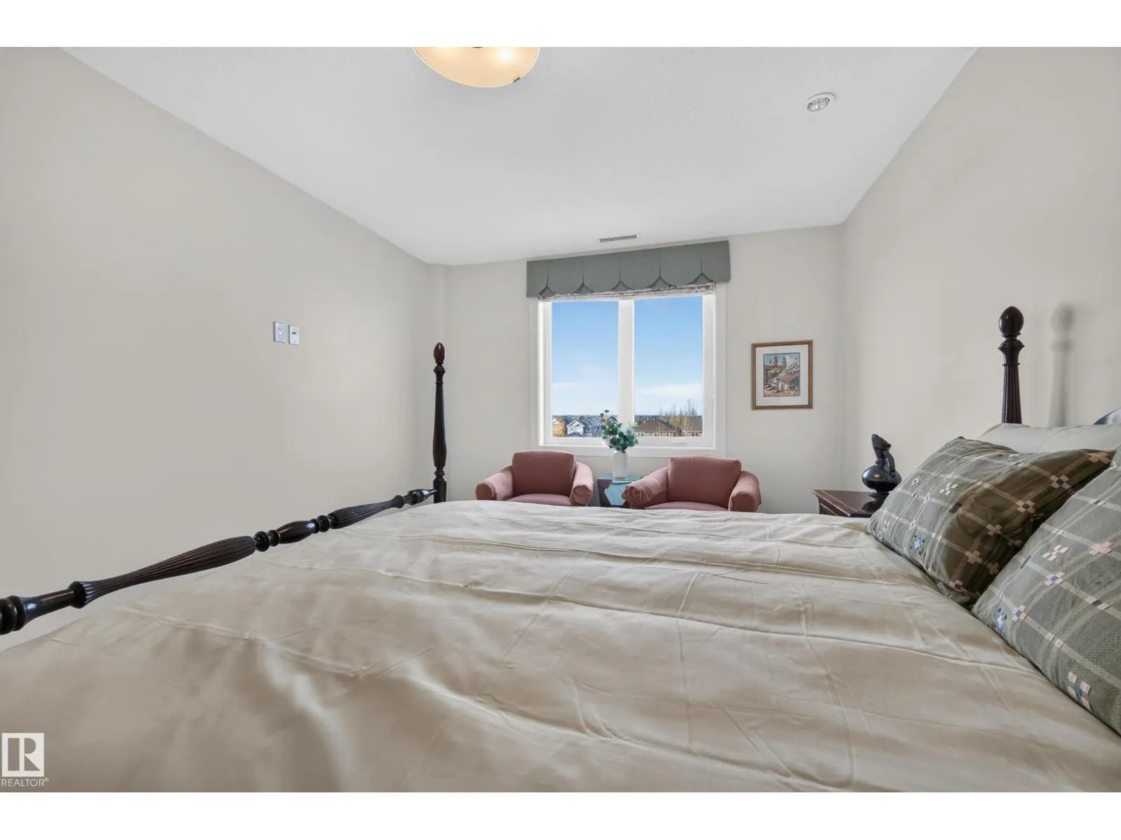 #403 1350 WINDERMERE WY SW