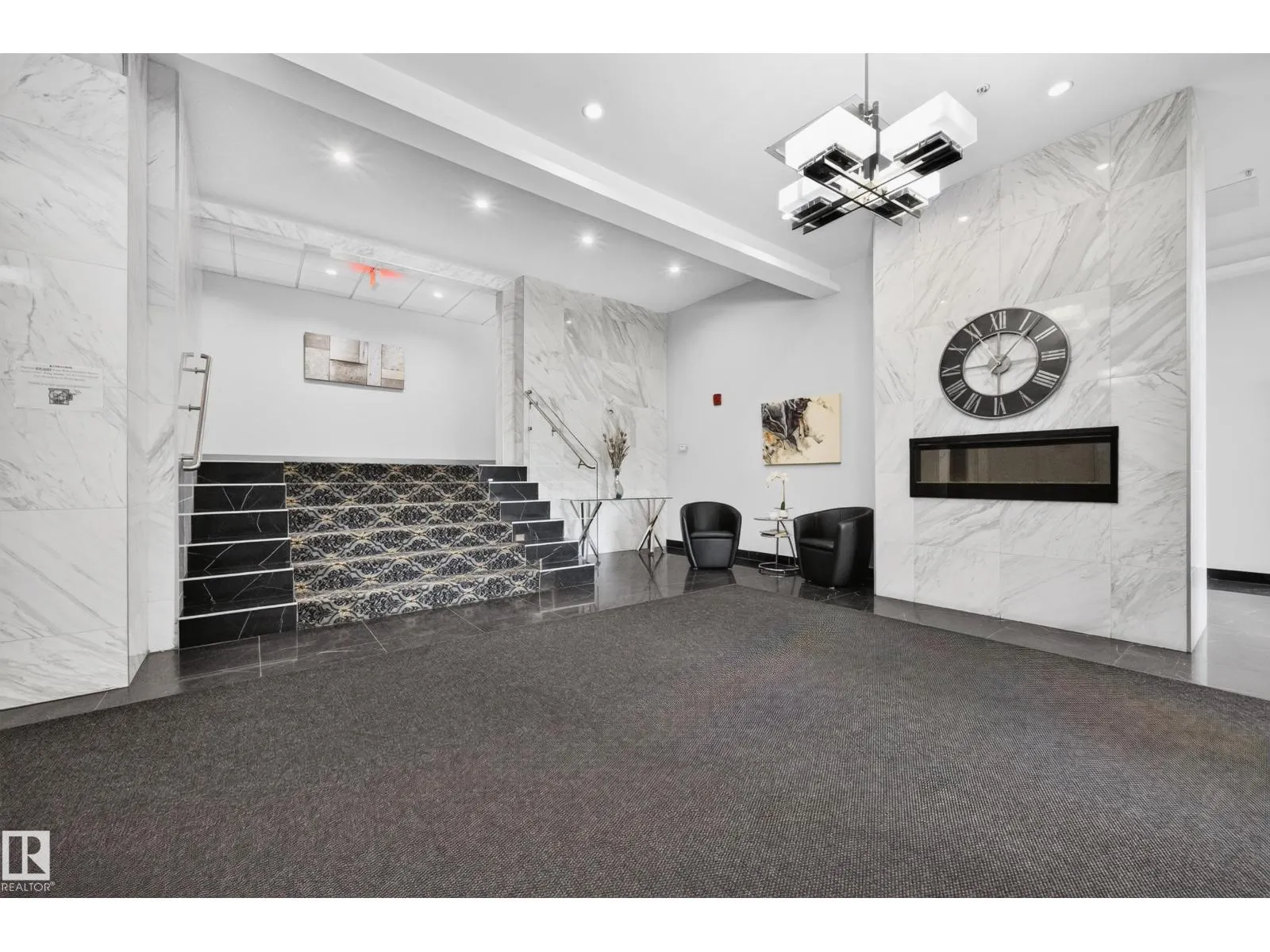 #403 1350 WINDERMERE WY SW