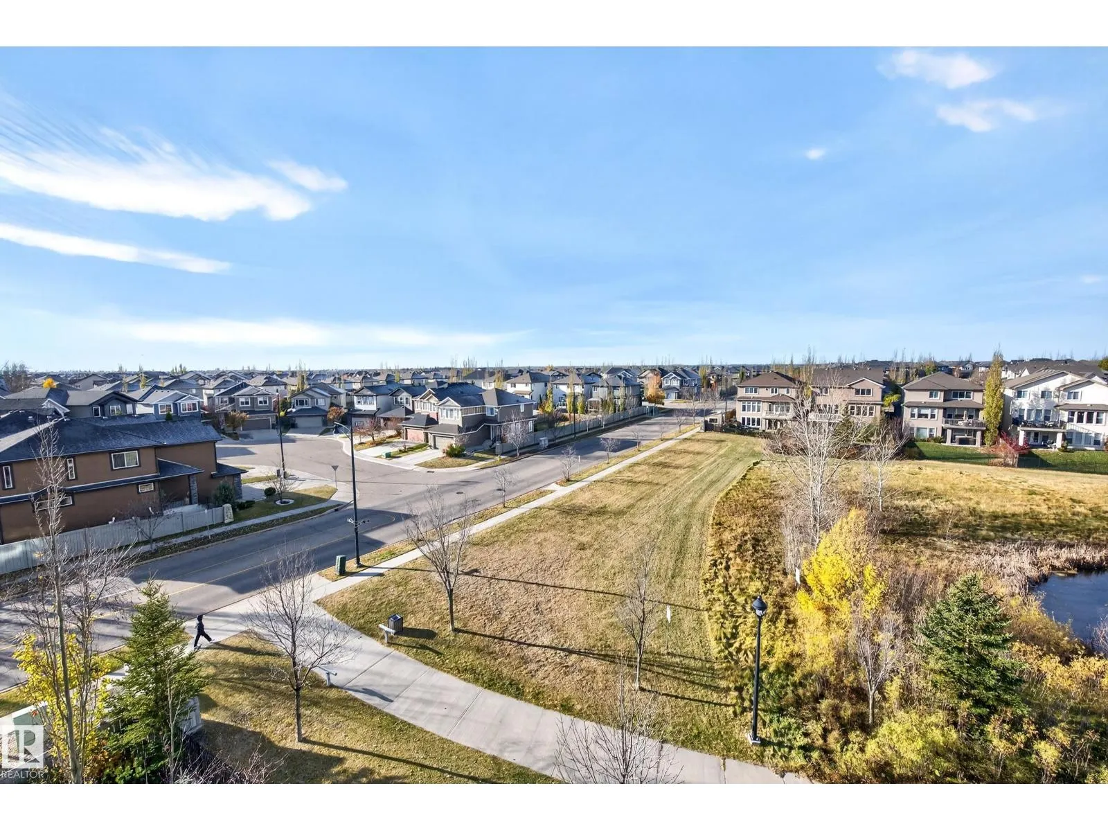 #403 1350 WINDERMERE WY SW