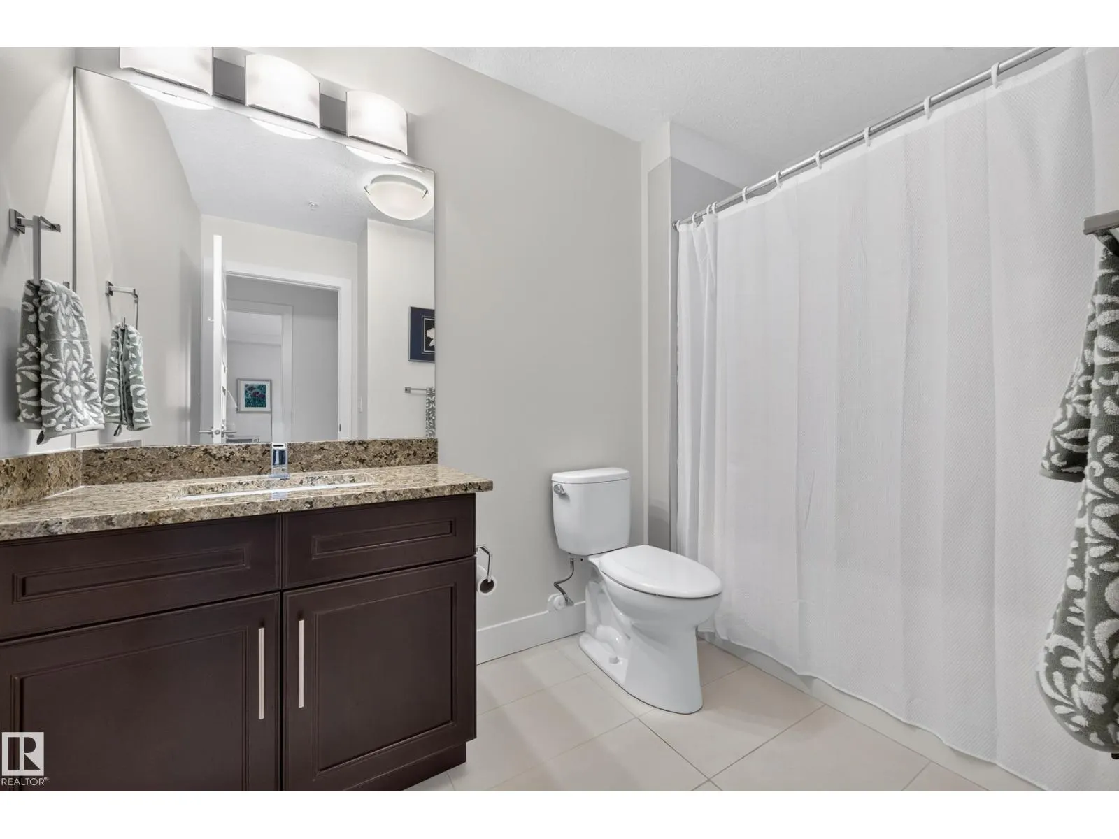 #403 1350 WINDERMERE WY SW