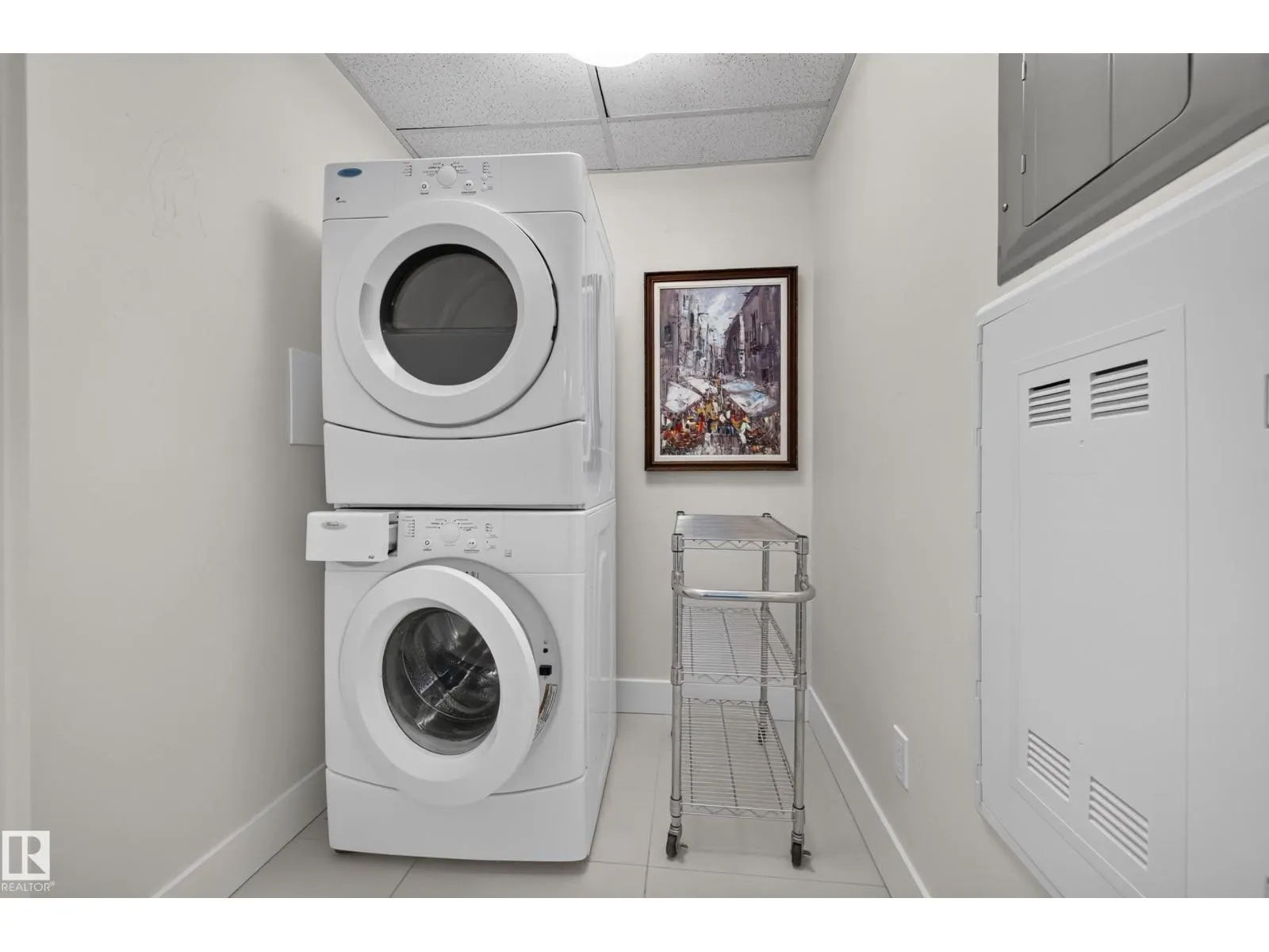 #403 1350 WINDERMERE WY SW