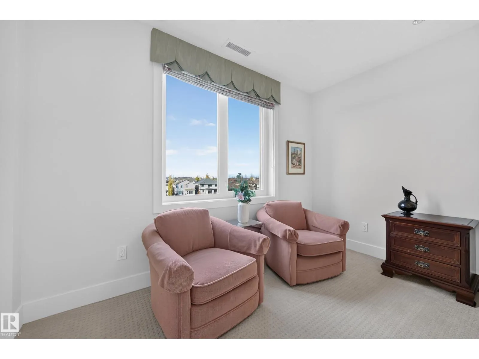 #403 1350 WINDERMERE WY SW