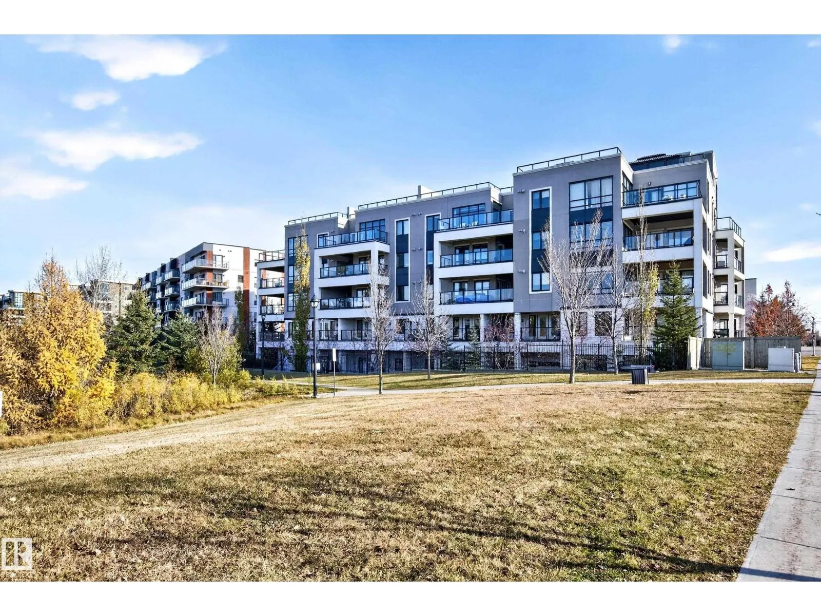 #403 1350 WINDERMERE WY SW