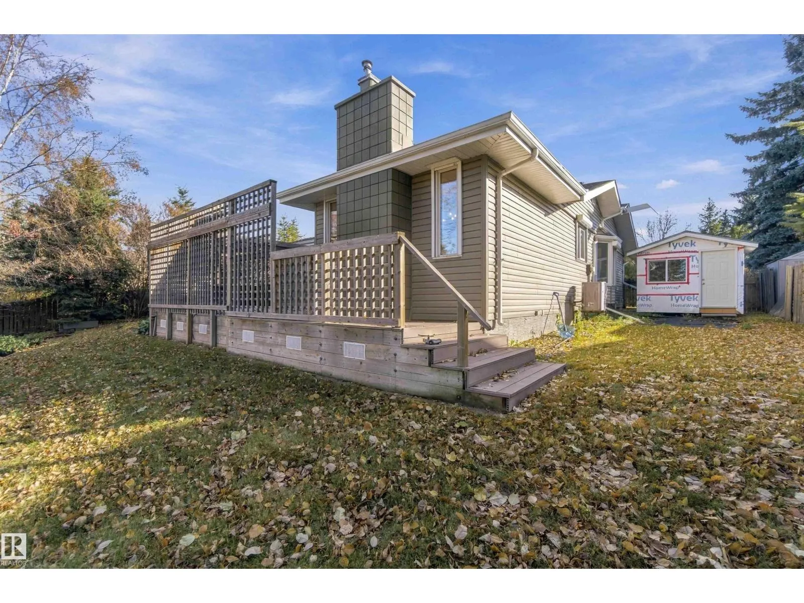 16 BEAUVISTA DR