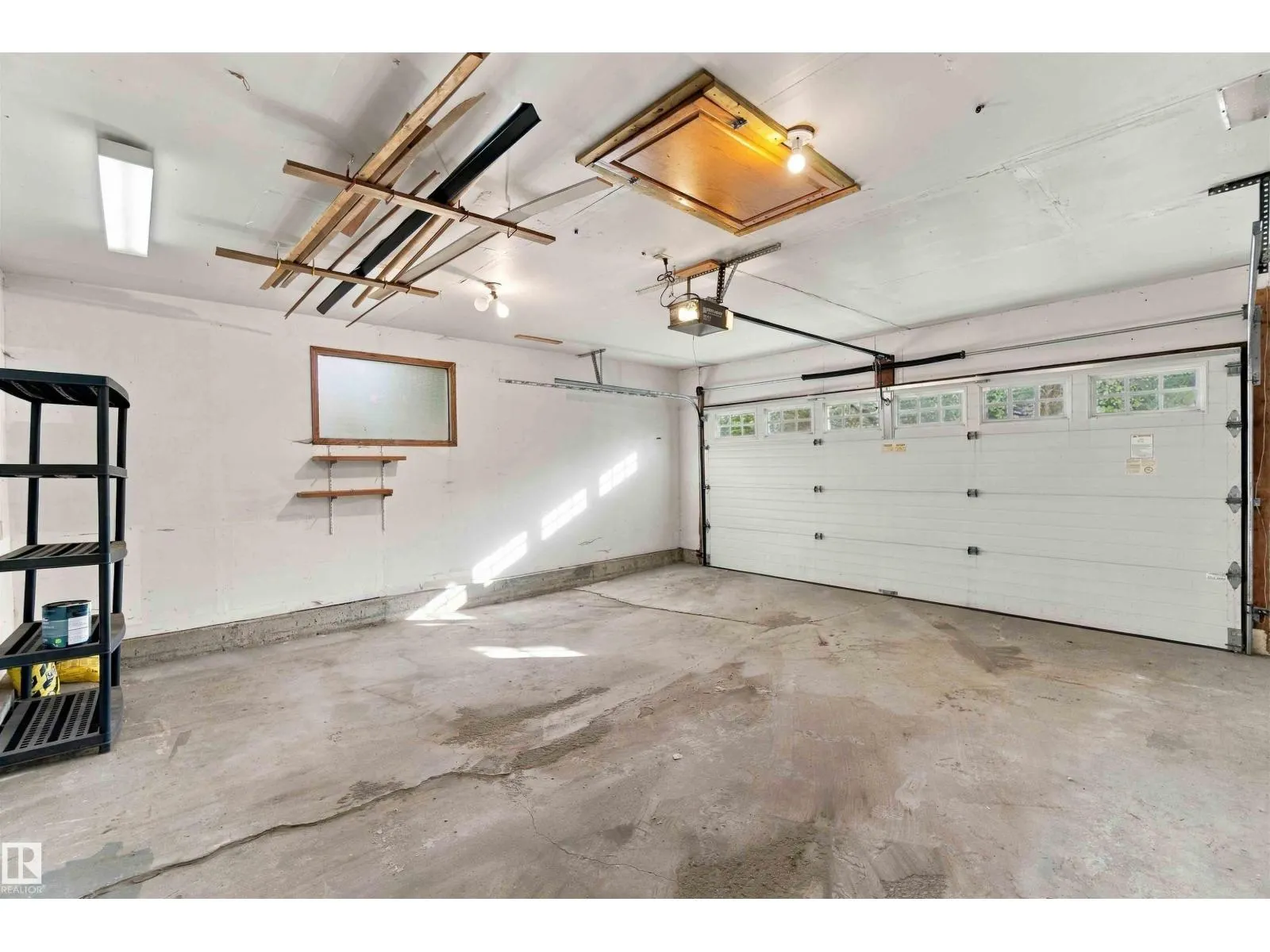 16 BEAUVISTA DR