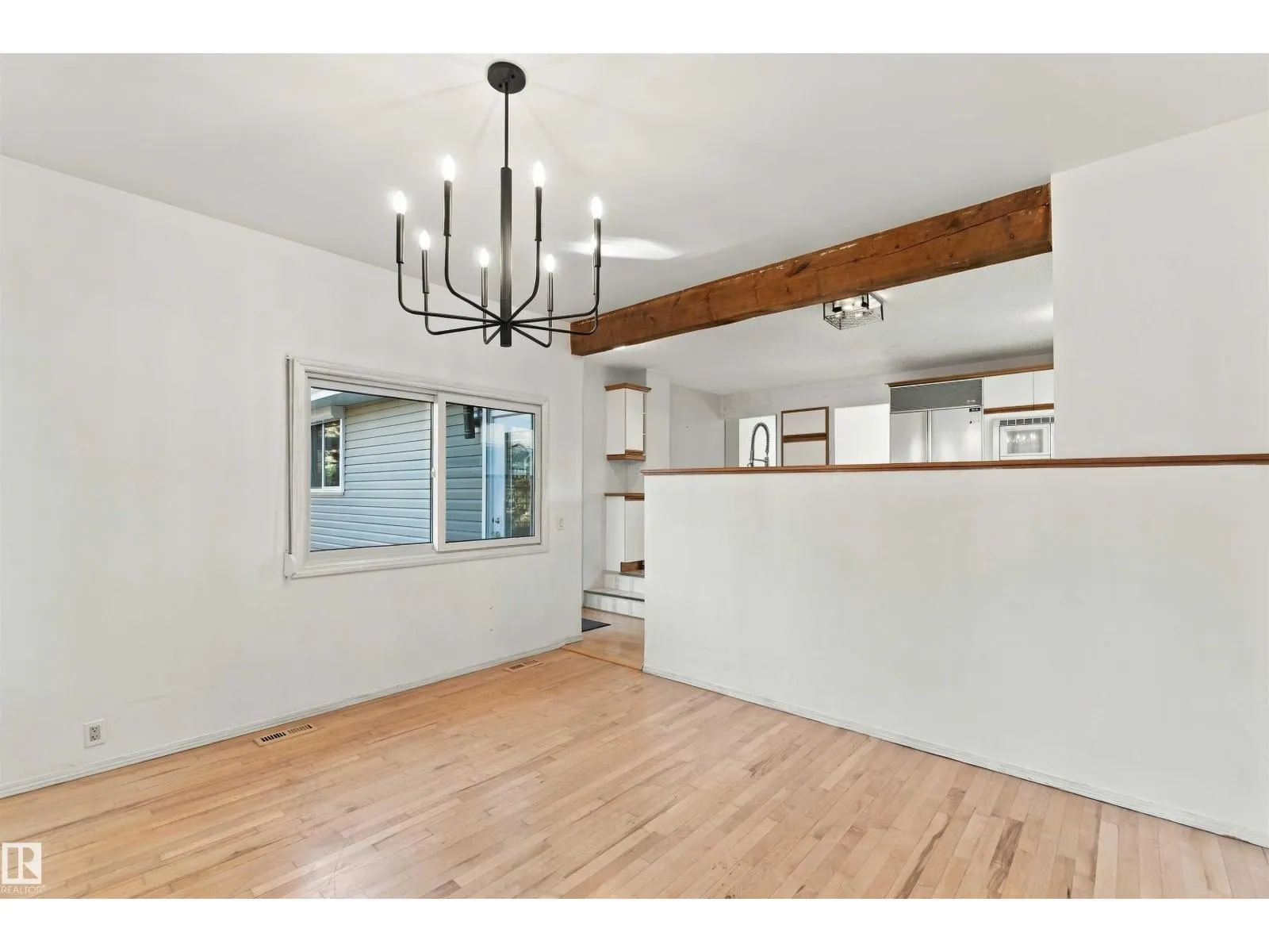 16 BEAUVISTA DR