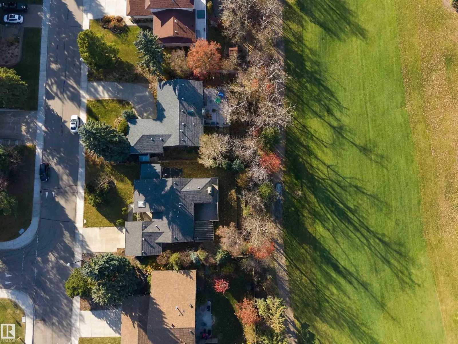 16 BEAUVISTA DR