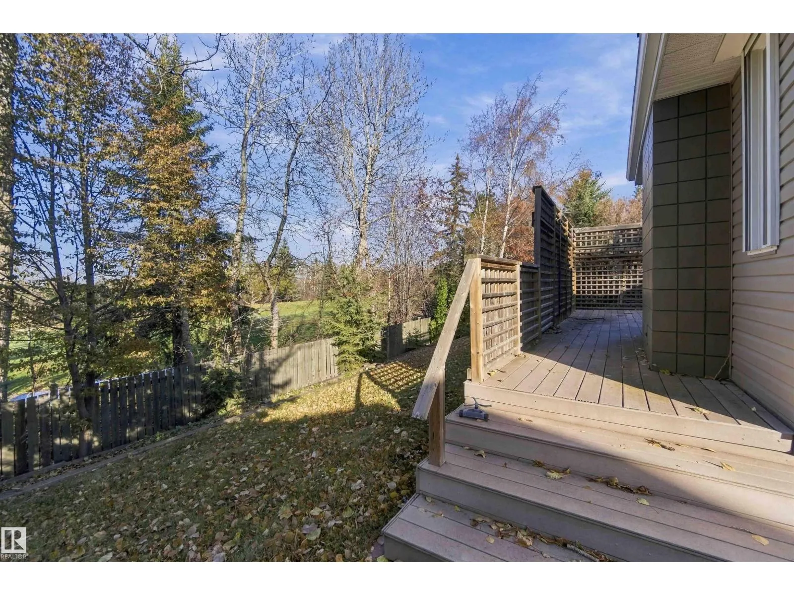 16 BEAUVISTA DR