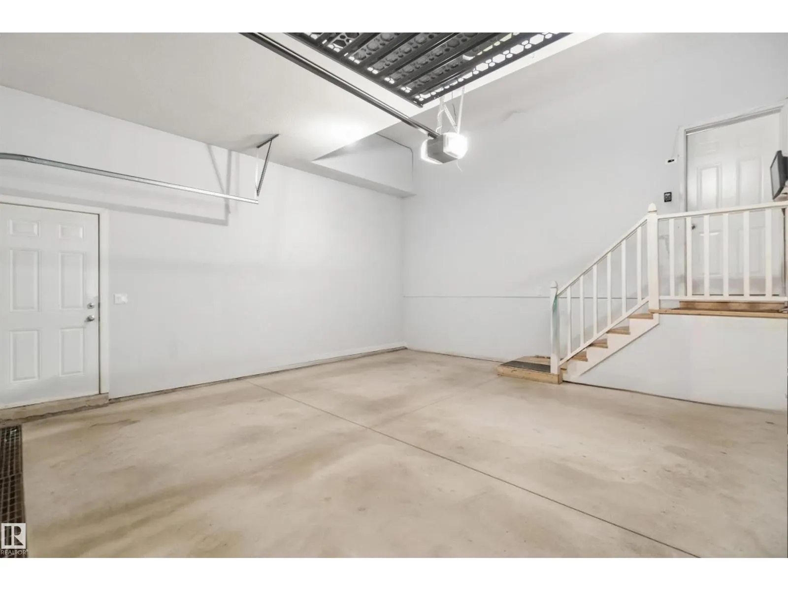 17531 110 ST NW