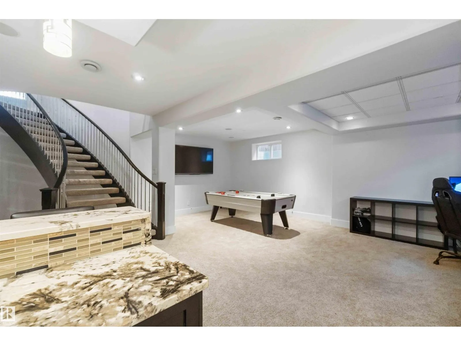 17531 110 ST NW