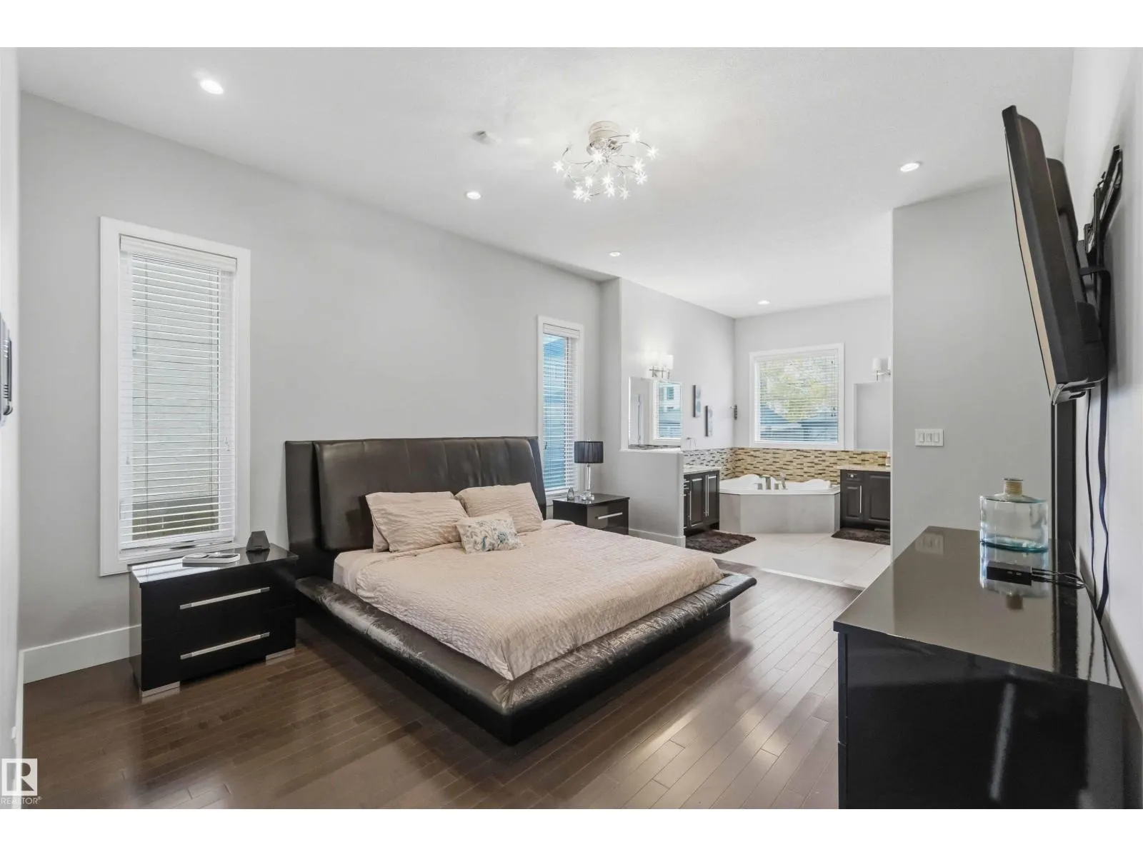 17531 110 ST NW