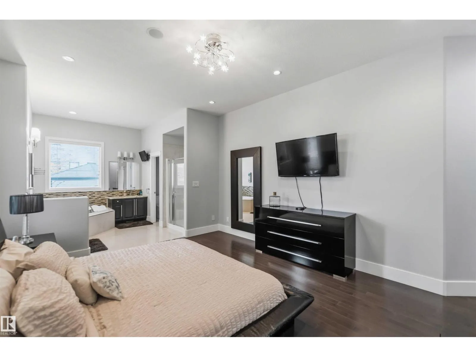 17531 110 ST NW
