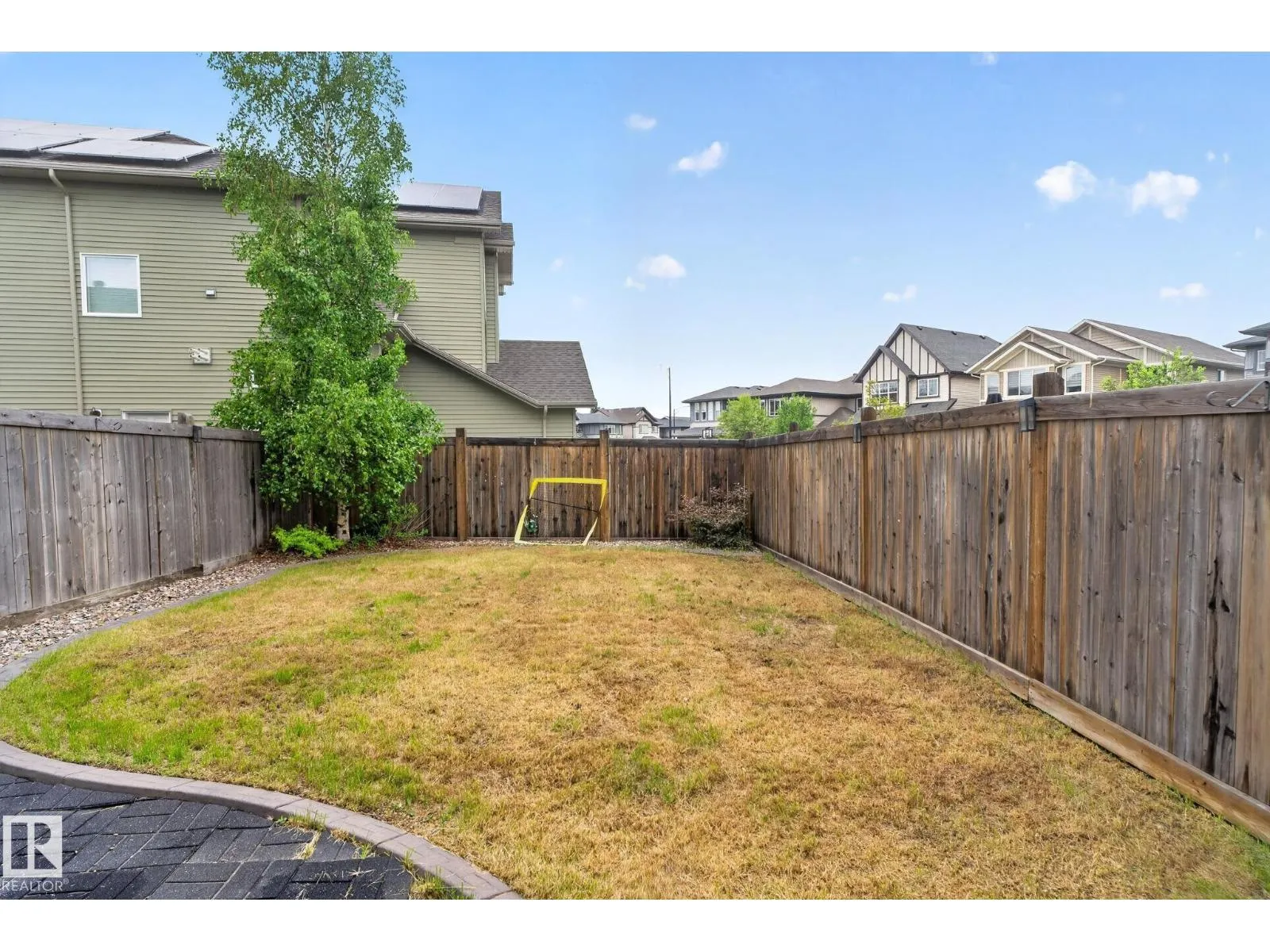 3806 POWELL WD SW