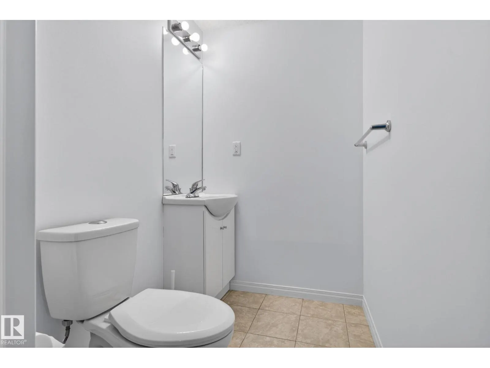 3806 POWELL WD SW