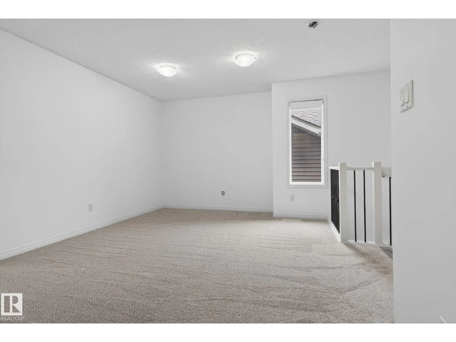 3806 POWELL WD SW