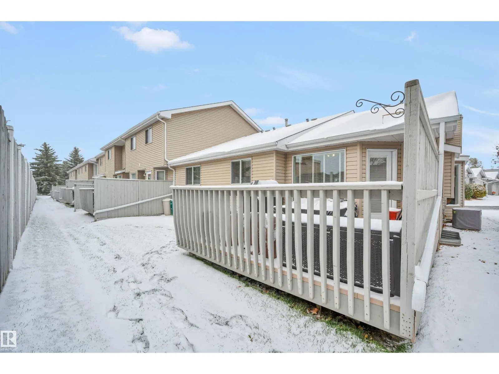 #15 20 DEERBOURNE DR