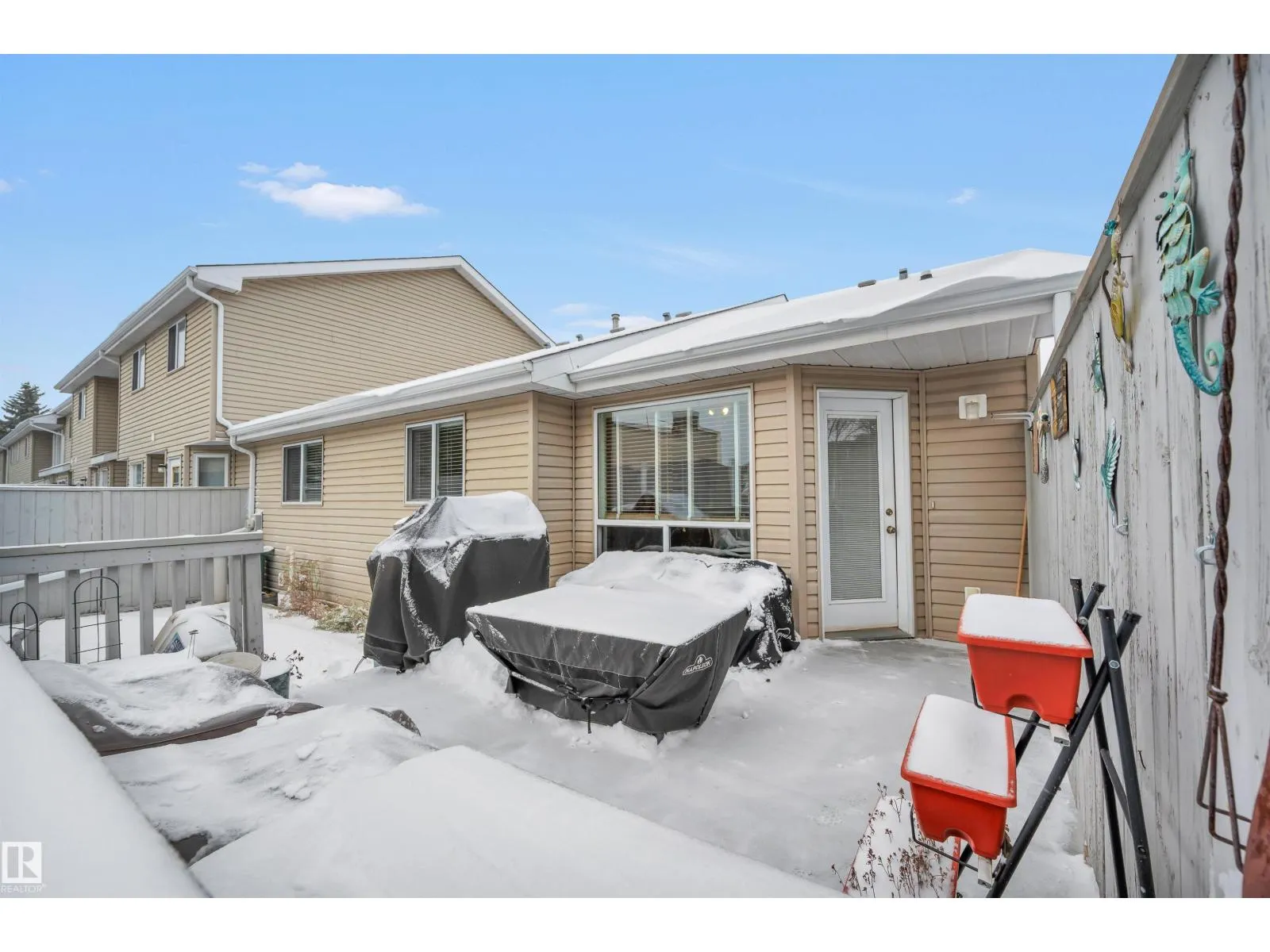 #15 20 DEERBOURNE DR
