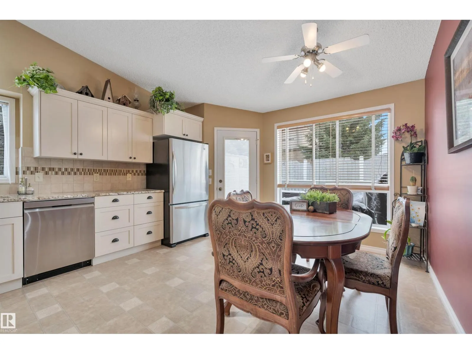 #15 20 DEERBOURNE DR
