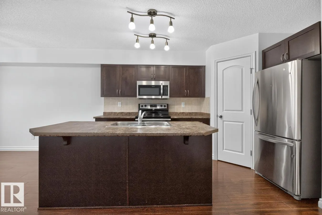 1505 Rutherford RD SW