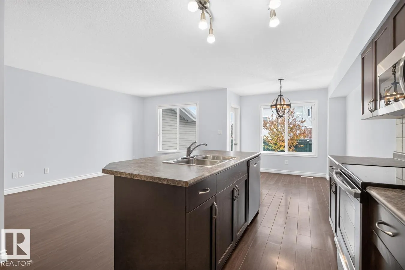 1505 Rutherford RD SW