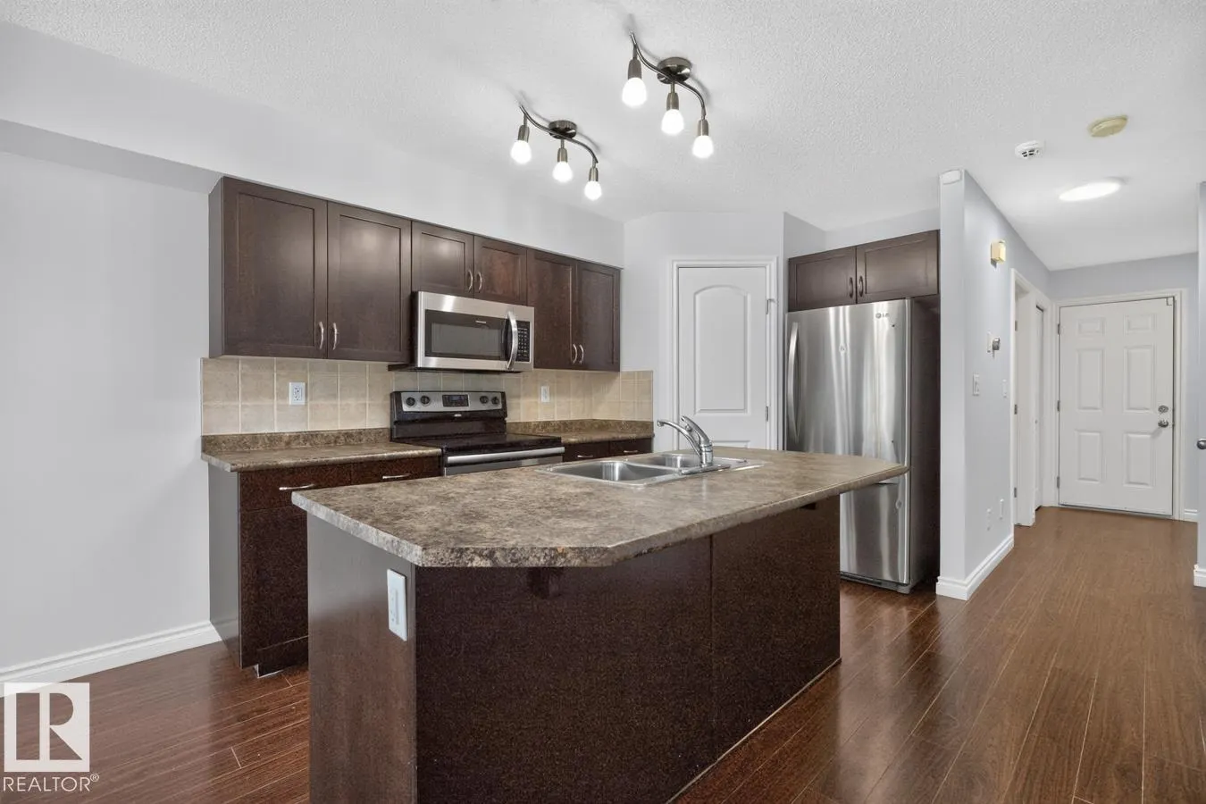 1505 Rutherford RD SW