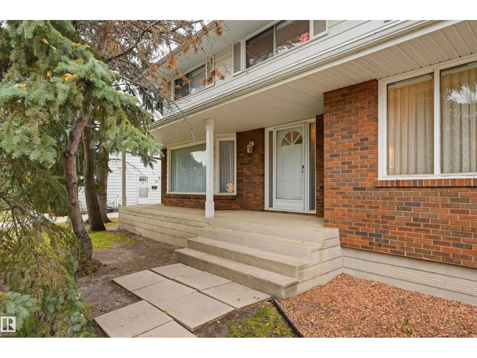 88 QUESNELL RD NW