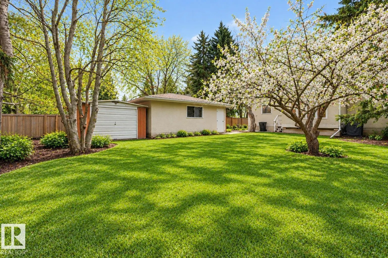 88 QUESNELL RD NW