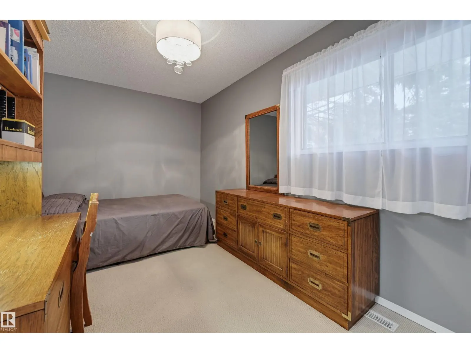 88 QUESNELL RD NW