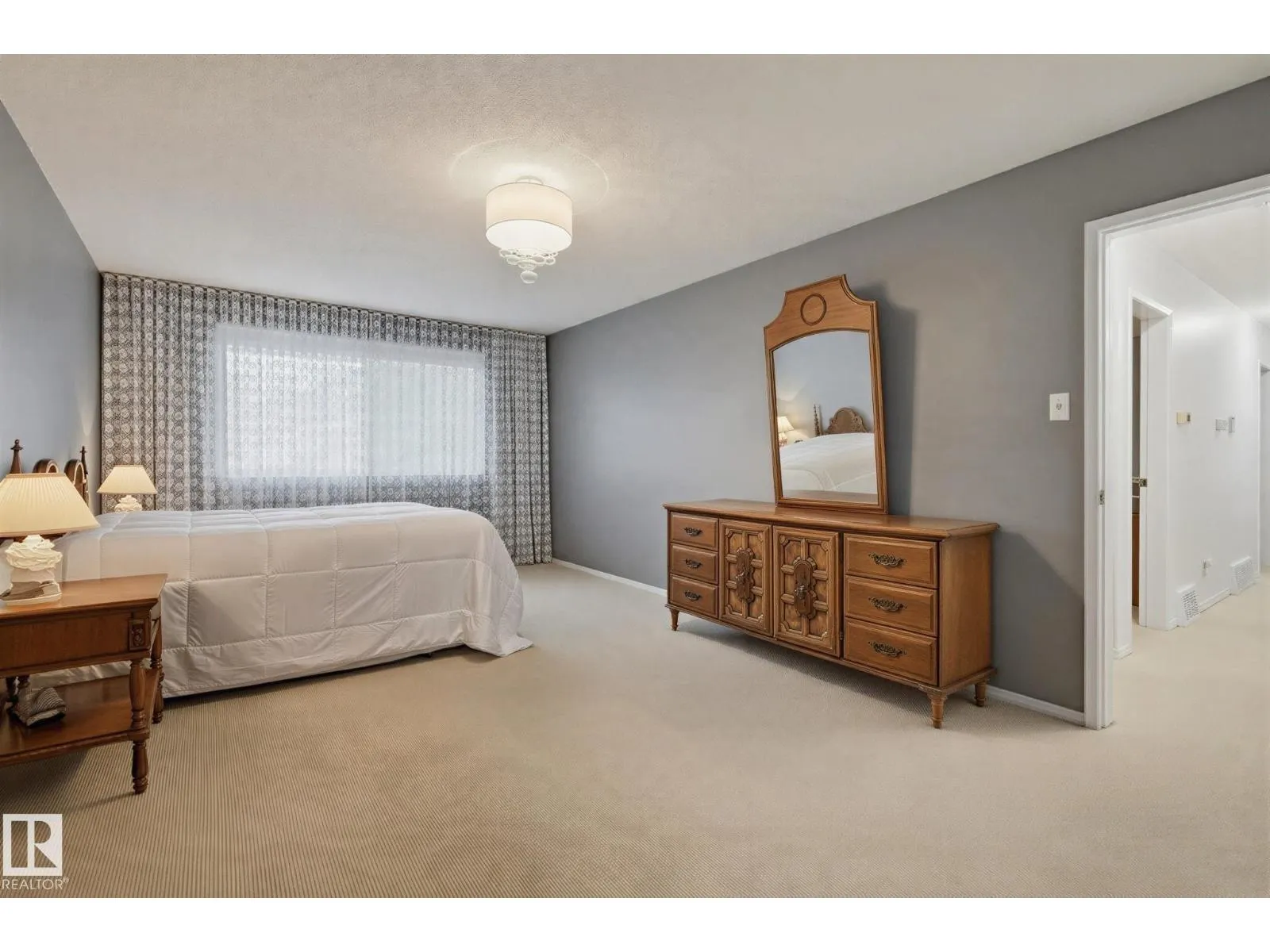 88 QUESNELL RD NW