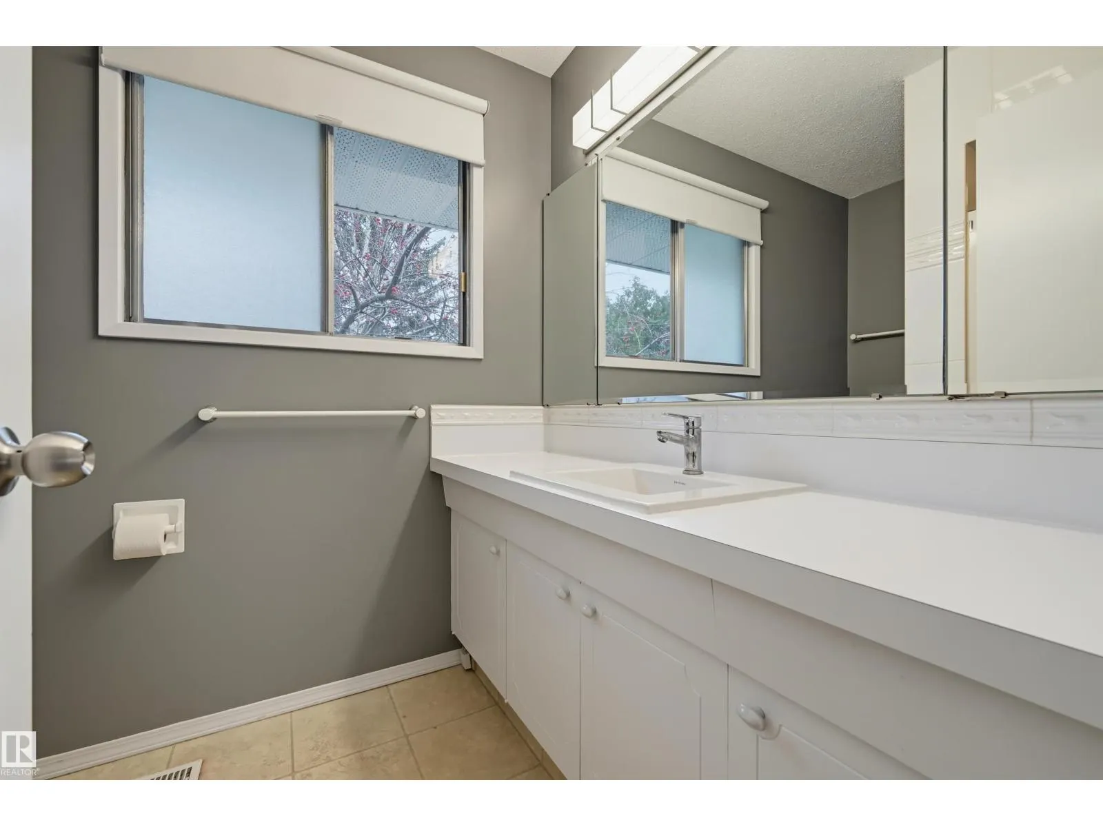 88 QUESNELL RD NW