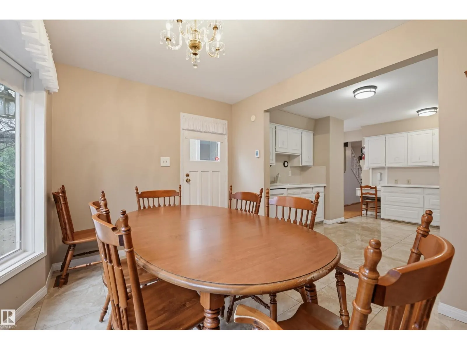 88 QUESNELL RD NW