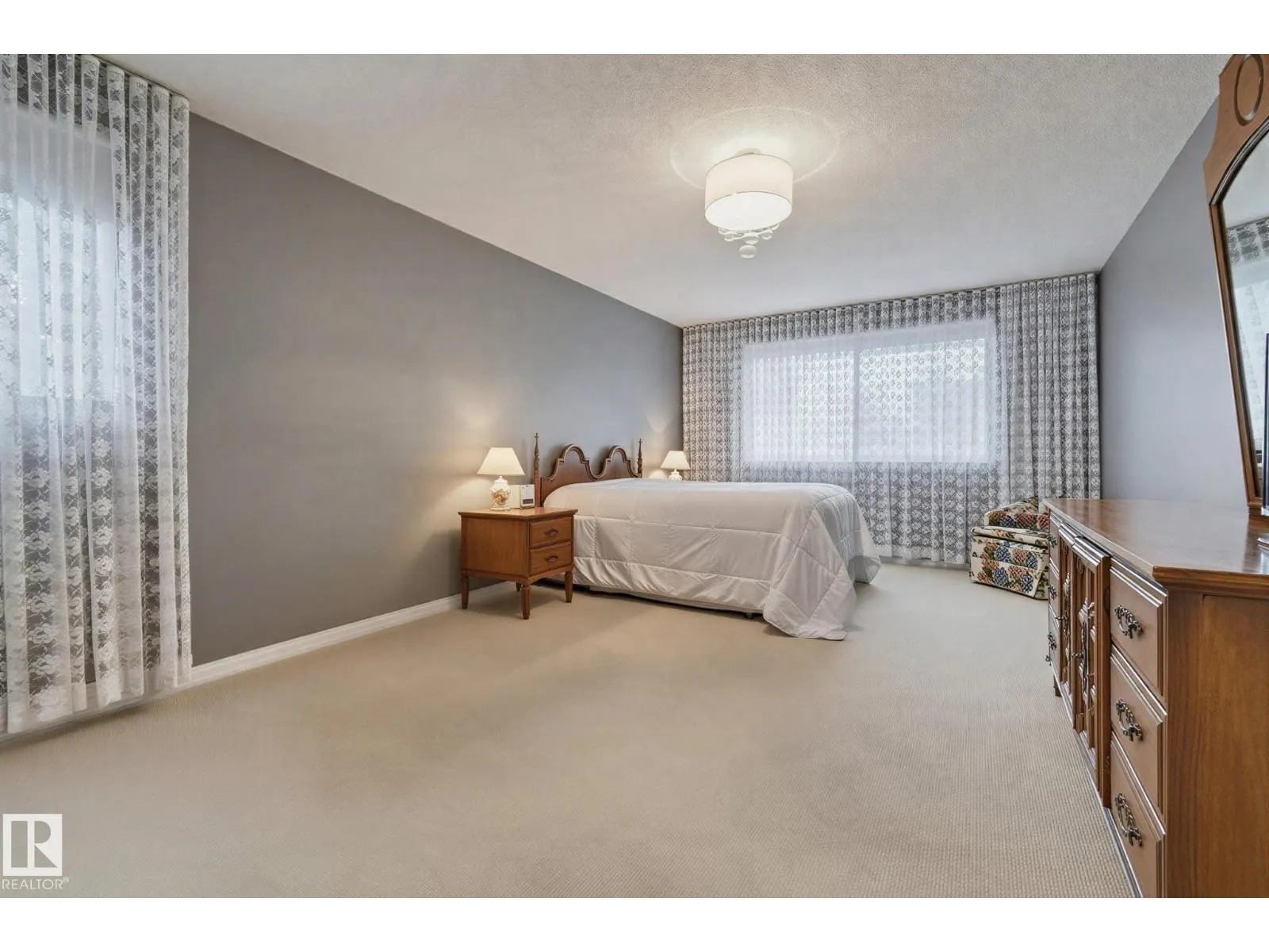 88 QUESNELL RD NW