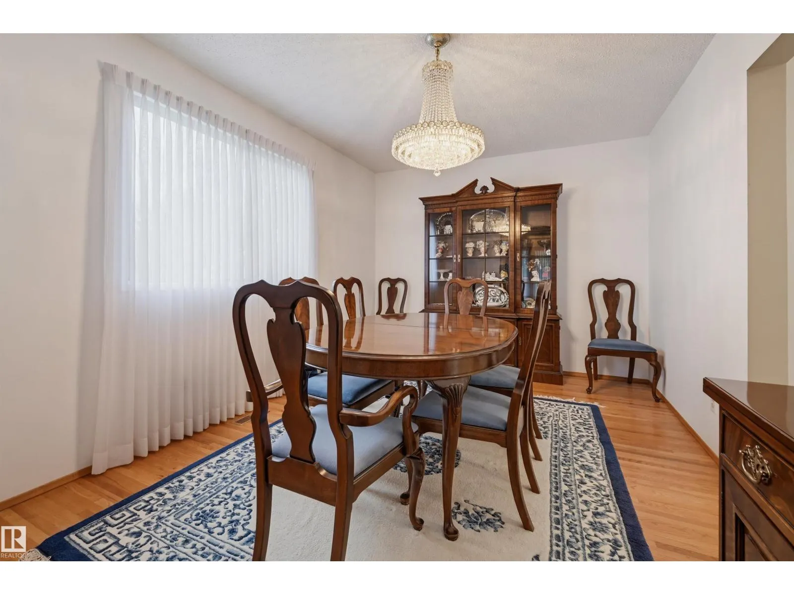 88 QUESNELL RD NW