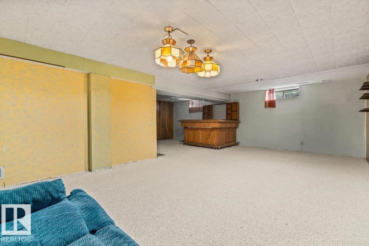 5118 114A ST NW