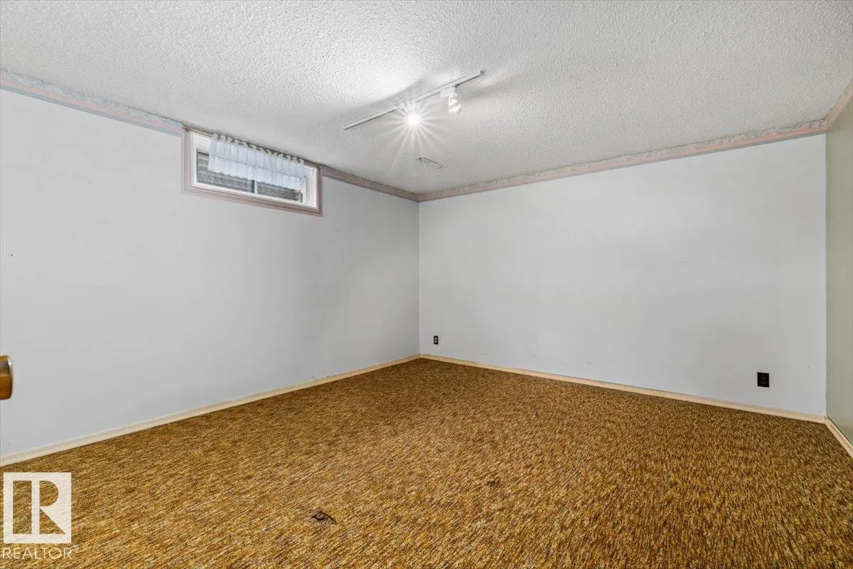 5118 114A ST NW