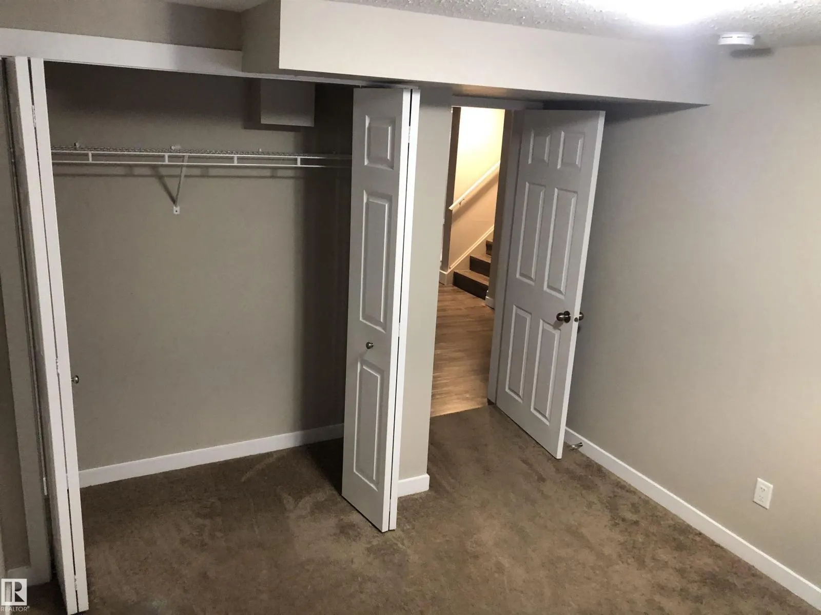 7227 152A AV NW