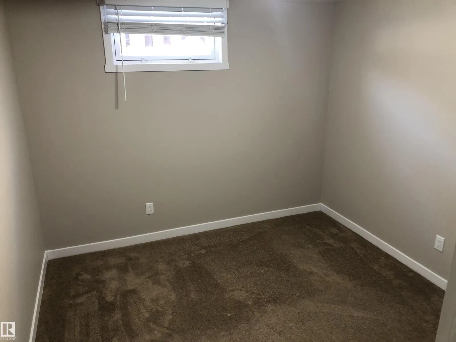 7227 152A AV NW